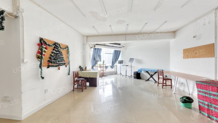 棕南俊园二手房实景图