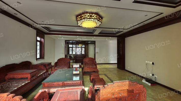 海情花园别墅二手房实景图