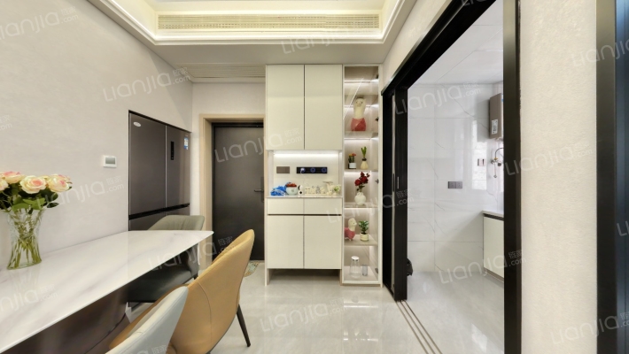 直大方伯二手房实景图