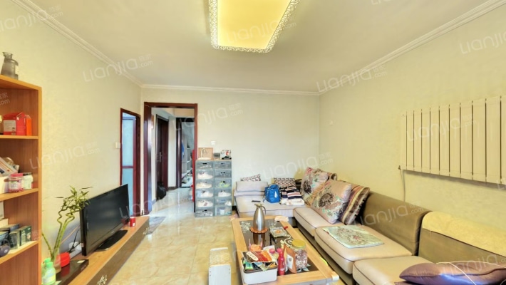 八角北路11号院二手房实景图