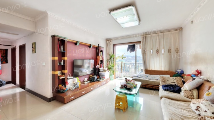 河畔名居二手房实景图