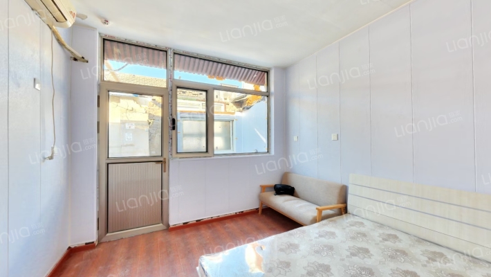 东北园二手房实景图