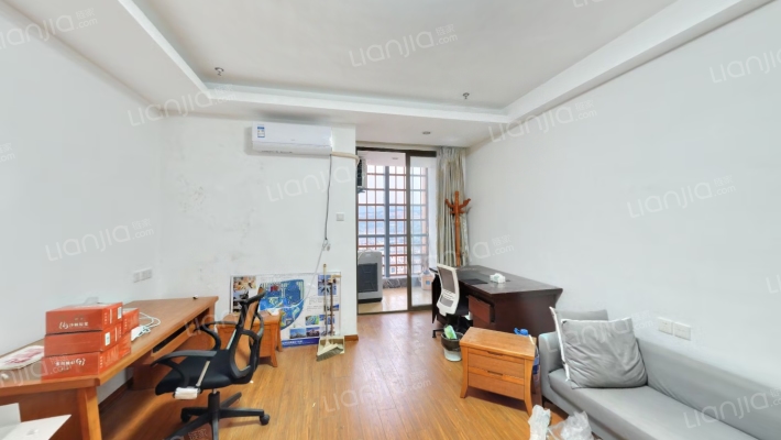 贵安新天地酒店公寓二手房实景图