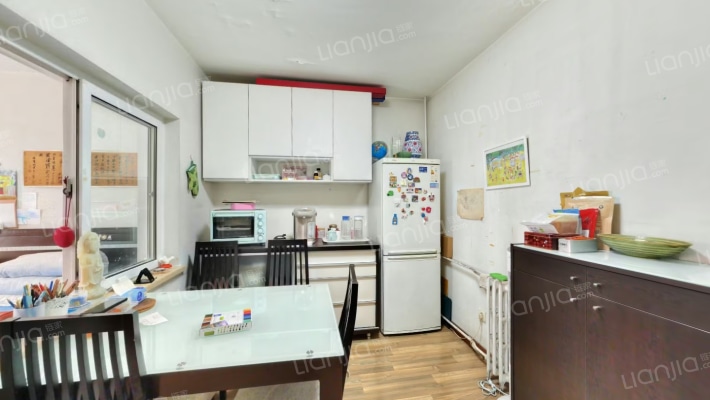 富国里小区二手房实景图