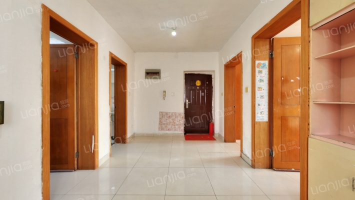 尹东九村（A区）二手房实景图