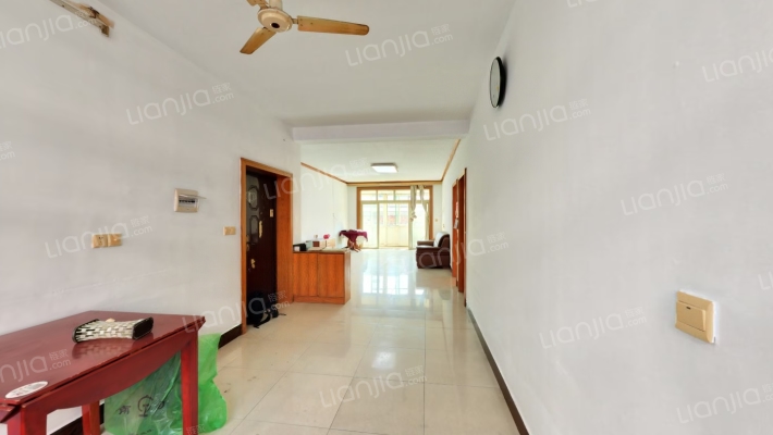 湖畔嘉园二手房实景图