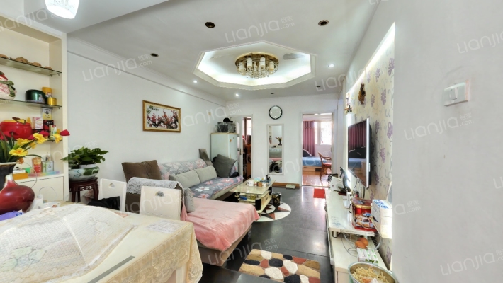 石油宿舍二手房实景图