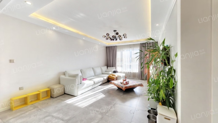 银泰城二期二手房实景图