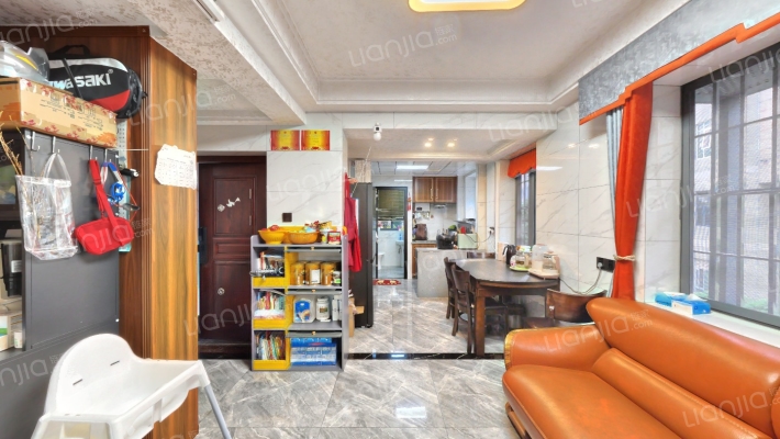 东宏新村二手房实景图