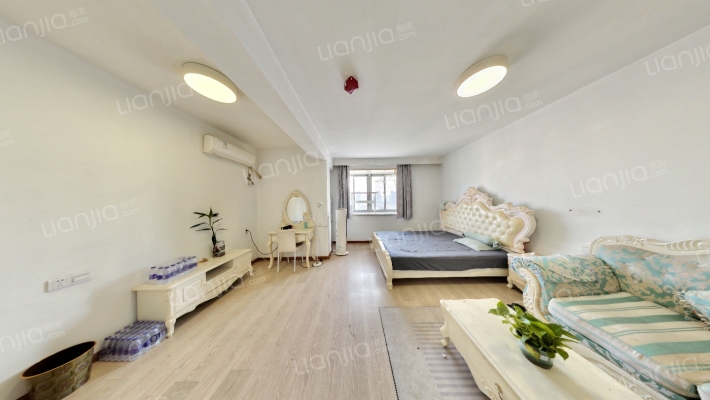 新城市广场二手房实景图