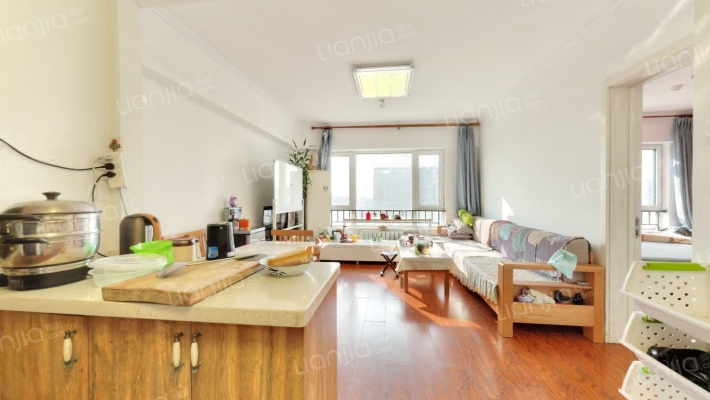 宝龙国际酒店公寓二手房实景图