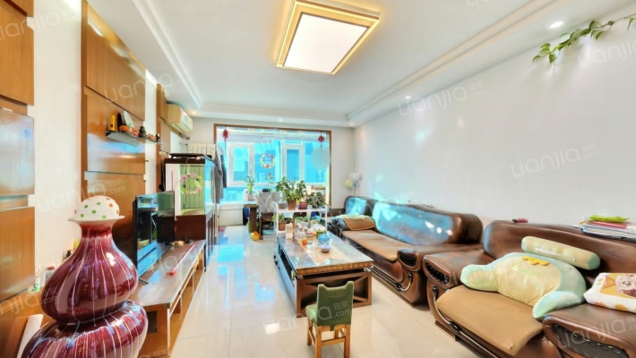 玺萌丽苑二手房实景图