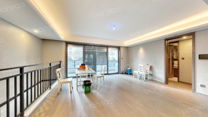 前山澜庭C区二手房实景图