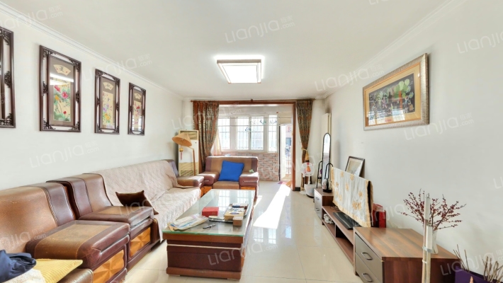 丽湖馨居二手房实景图