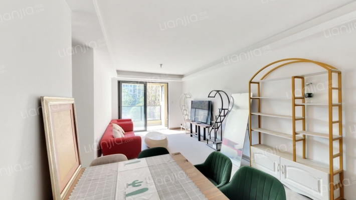 湖畔春晓花园二手房实景图