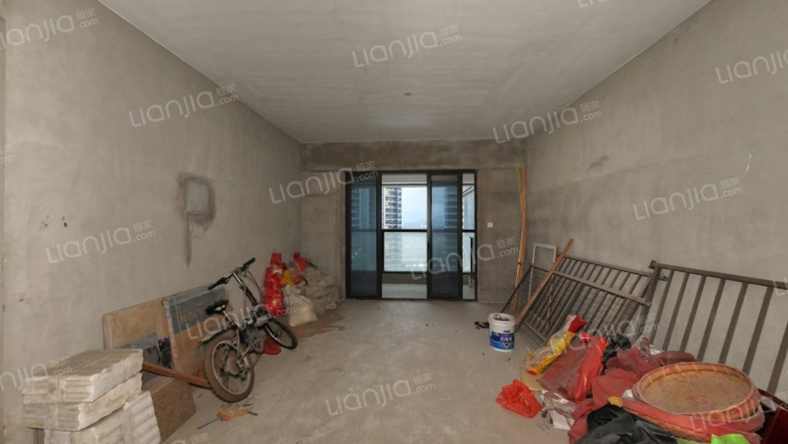 融信白宫B区二手房实景图