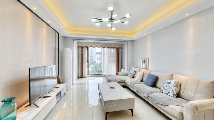 和泓文华府二手房实景图