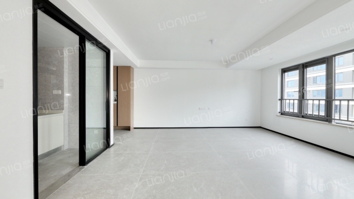 学樘金茂悦二期二手房实景图