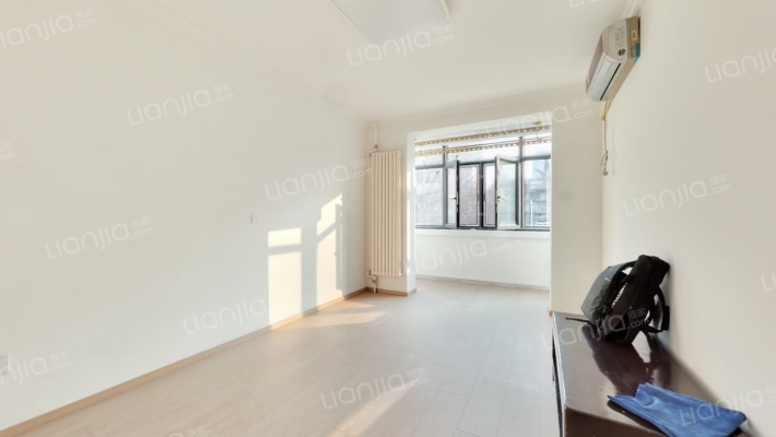 团校二手房实景图