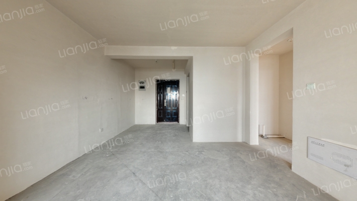 兴南华庭西区二手房实景图