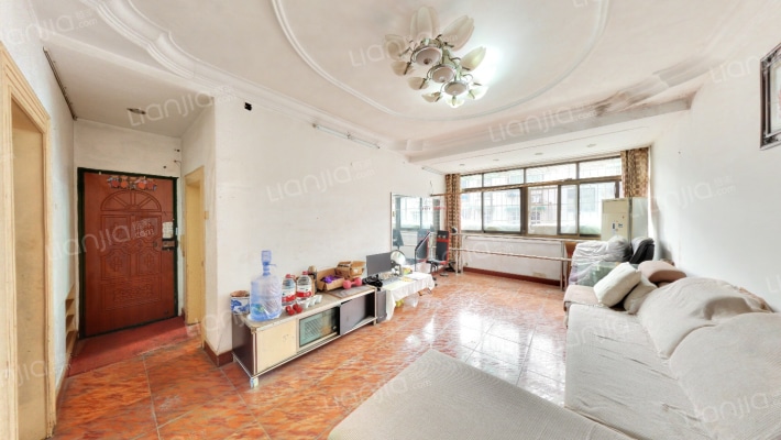 粮校宿舍二手房实景图