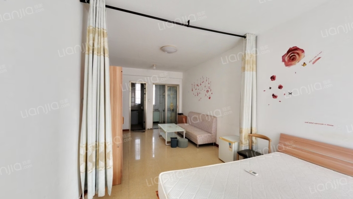 宏程名仕小区二手房实景图