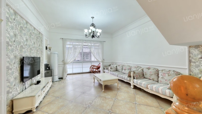 岷山馨苑二手房实景图