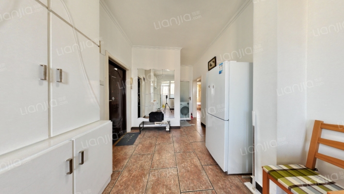 顺源里二手房实景图