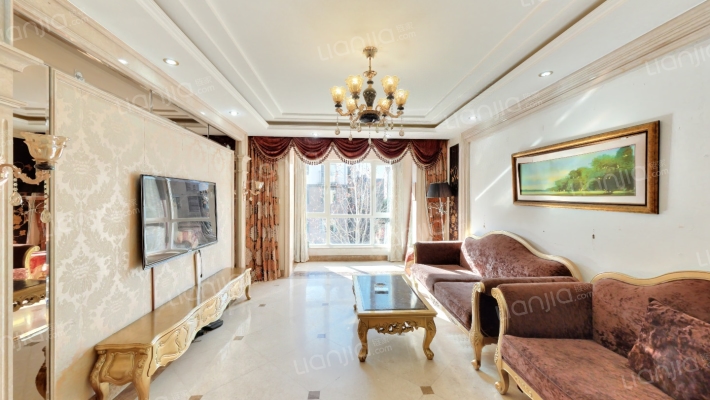 顶秀美泉小镇A区二手房实景图