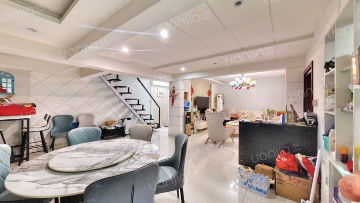 中航云岭一期二手房实景图