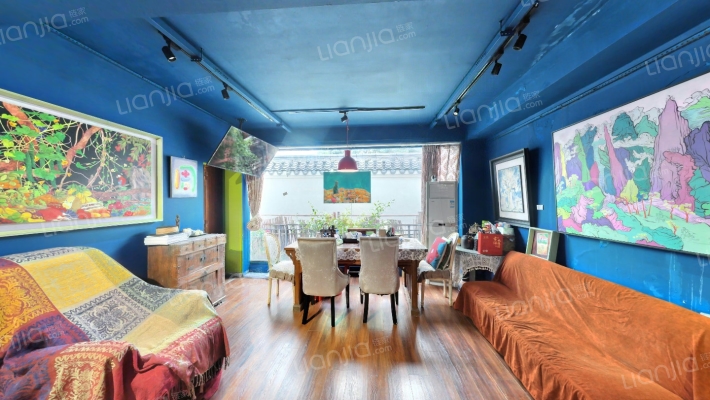 双拼湖滨别墅区二手房实景图