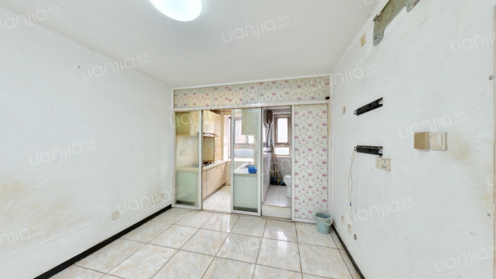 韩庄子三里二手房实景图