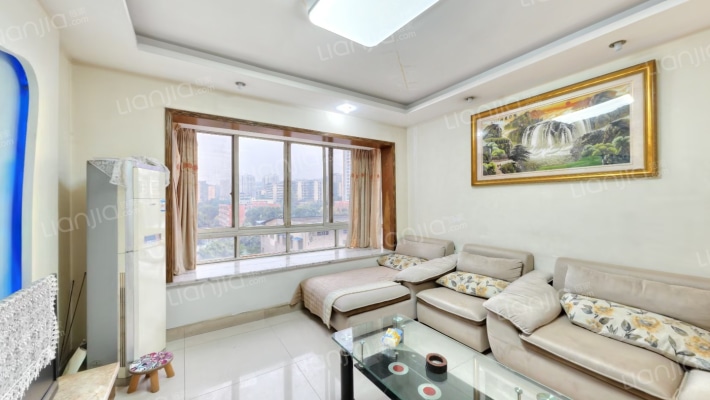 金田花园二手房实景图