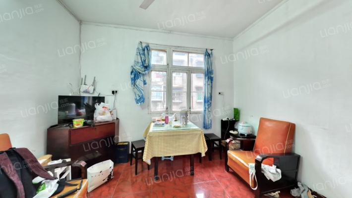 何家垅工人村二手房实景图