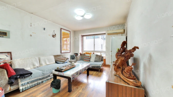 水岸花园二手房实景图