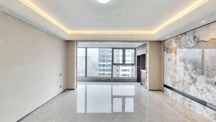 七里湖山花园二手房实景图