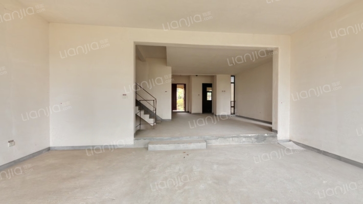 龙湖悠山郡四期二手房实景图