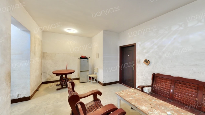 海天云都二手房实景图