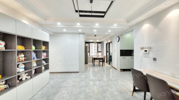 德杰状元府邸一期二手房实景图