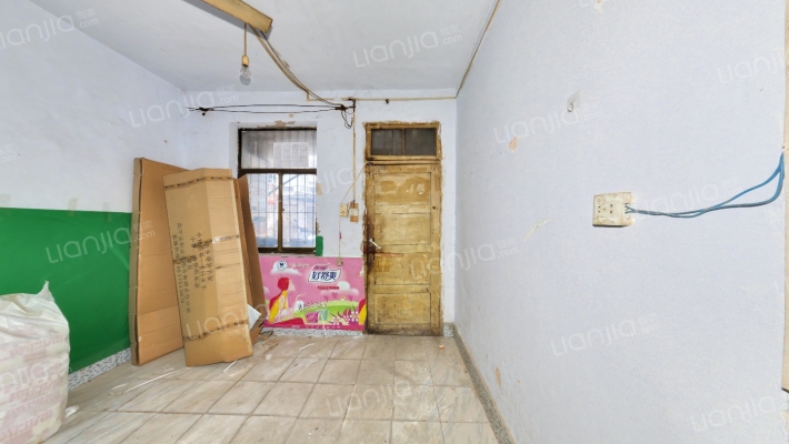 烟厂后街108号二手房实景图