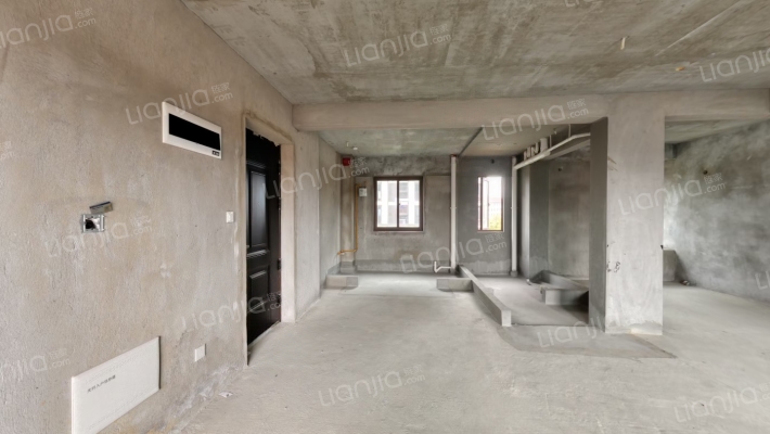 恒荣蓝泽悦滨江二手房实景图