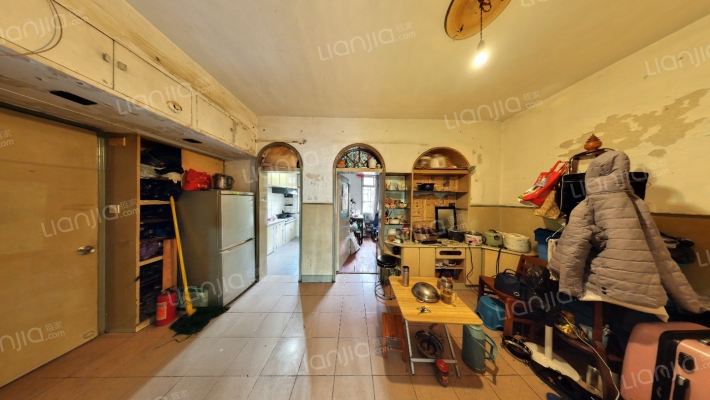 凯旋路174号二手房实景图