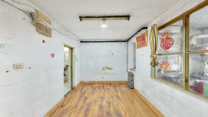 西井小区三区二手房实景图