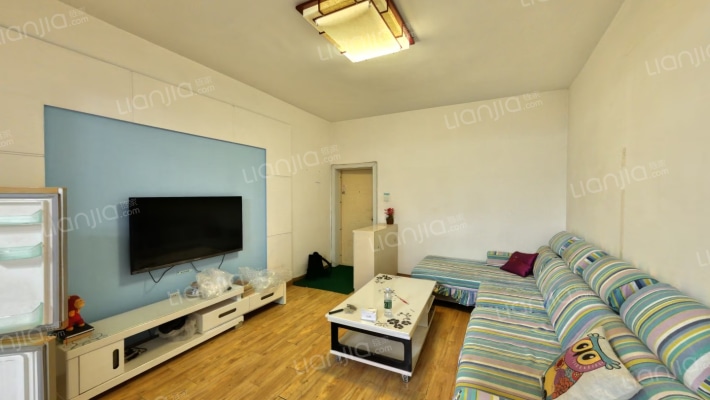 龙华花园二手房实景图