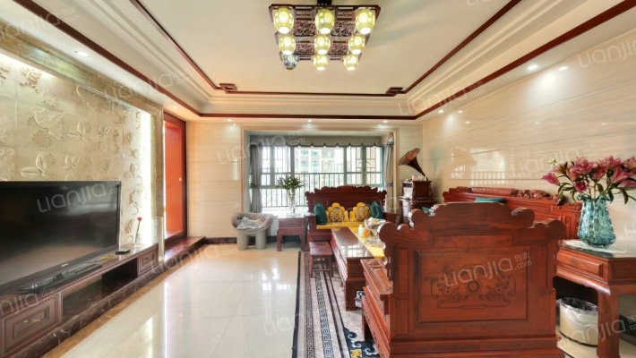 公园大地三期二手房实景图