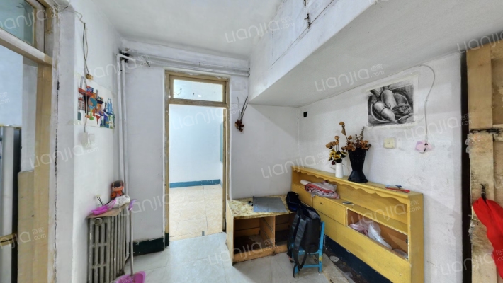 电路板厂宿舍二手房实景图