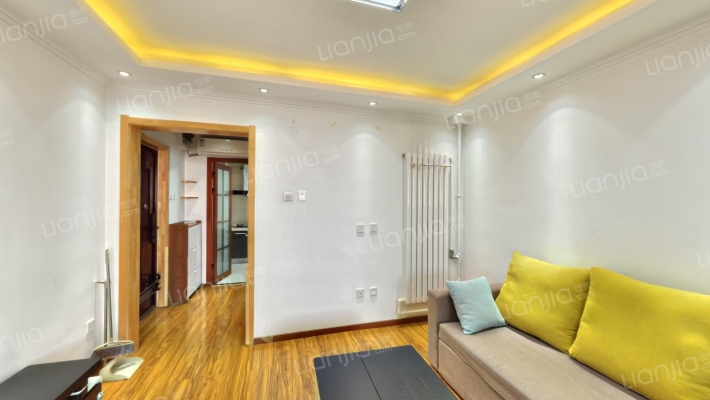 宝隆温泉公寓二手房实景图