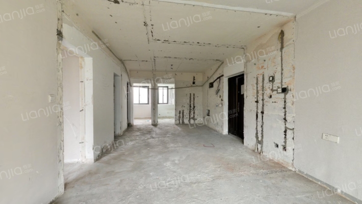 府前佳苑二手房实景图