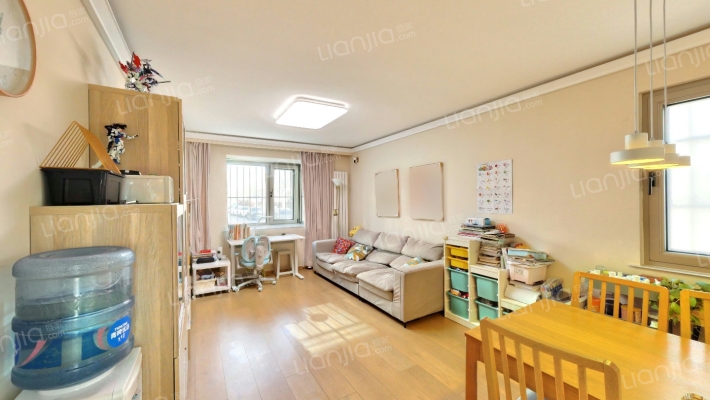 矩阵二期二手房实景图