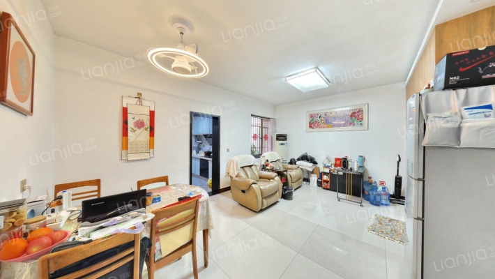 送变电宿舍二手房实景图